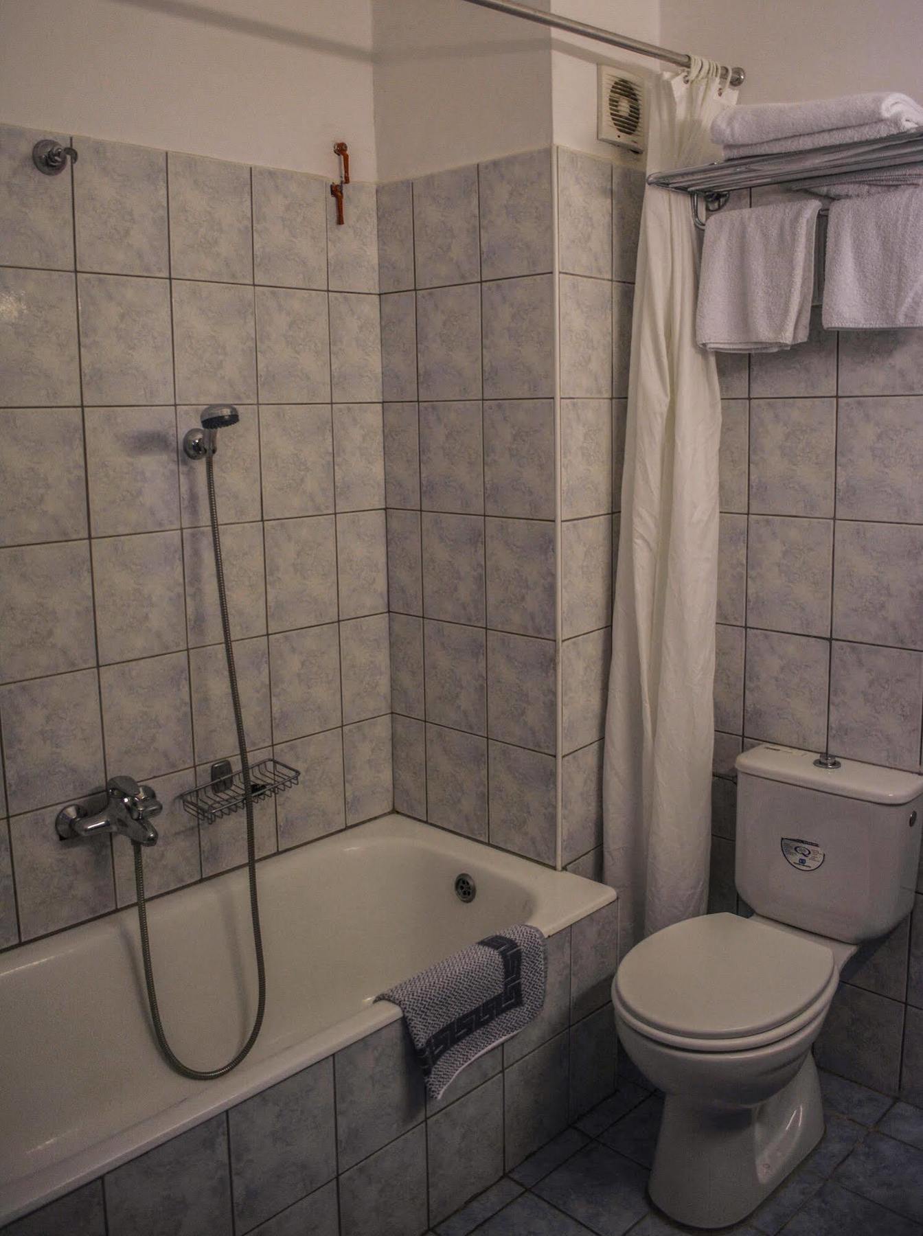 Mon Repos Aparthotel 2*